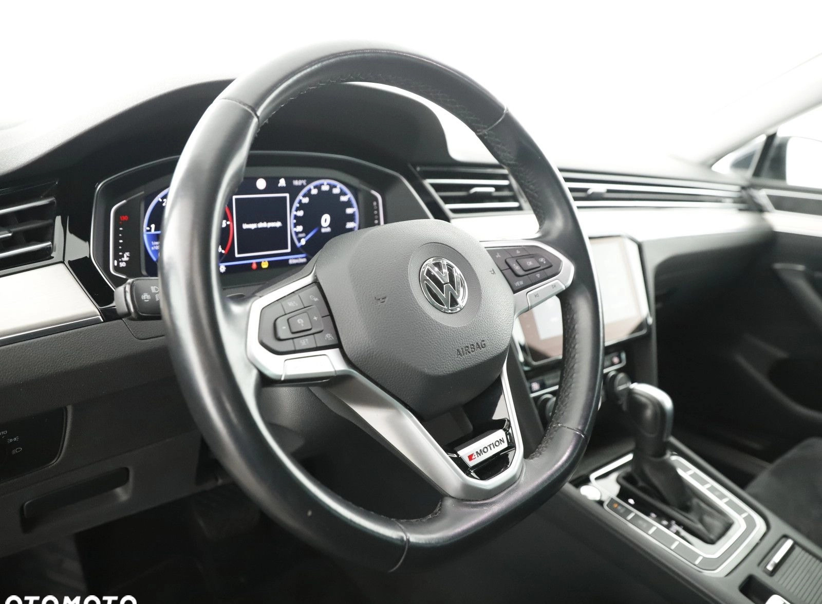 Volkswagen Passat cena 129940 przebieg: 83603, rok produkcji 2020 z Szczebrzeszyn małe 407